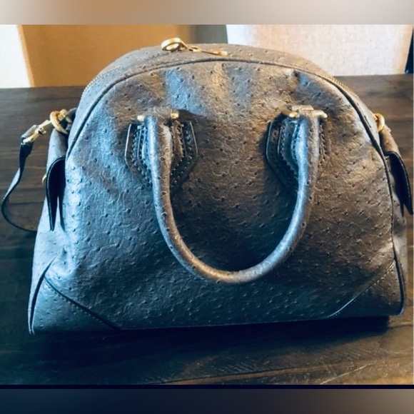 Marc Jacobs Handbag - Picture 2 of 8